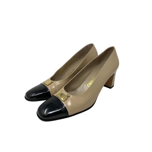 SOLD VTG Salvatore Ferragamo Black Patent Cap Toe Heels Beige Leather Womens 8.5 - Picture 3 of 12